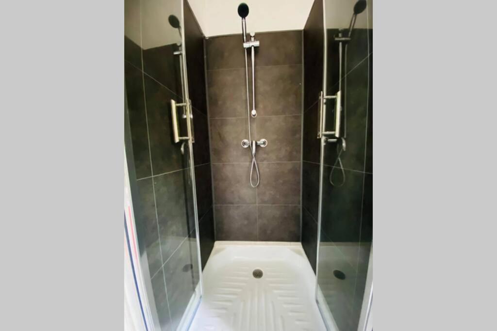 Appartement Rez-De-Chaussee Laon Eksteriør billede